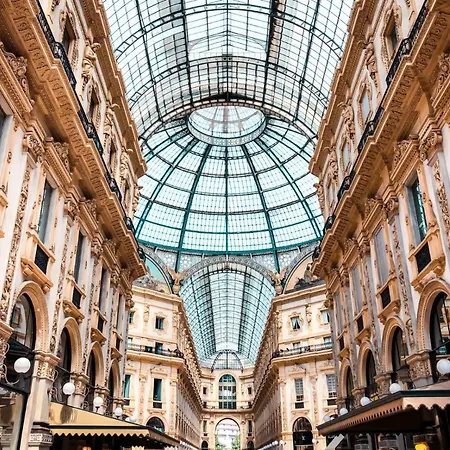 Comecasa Elegant De Sanctis Apartment Milan